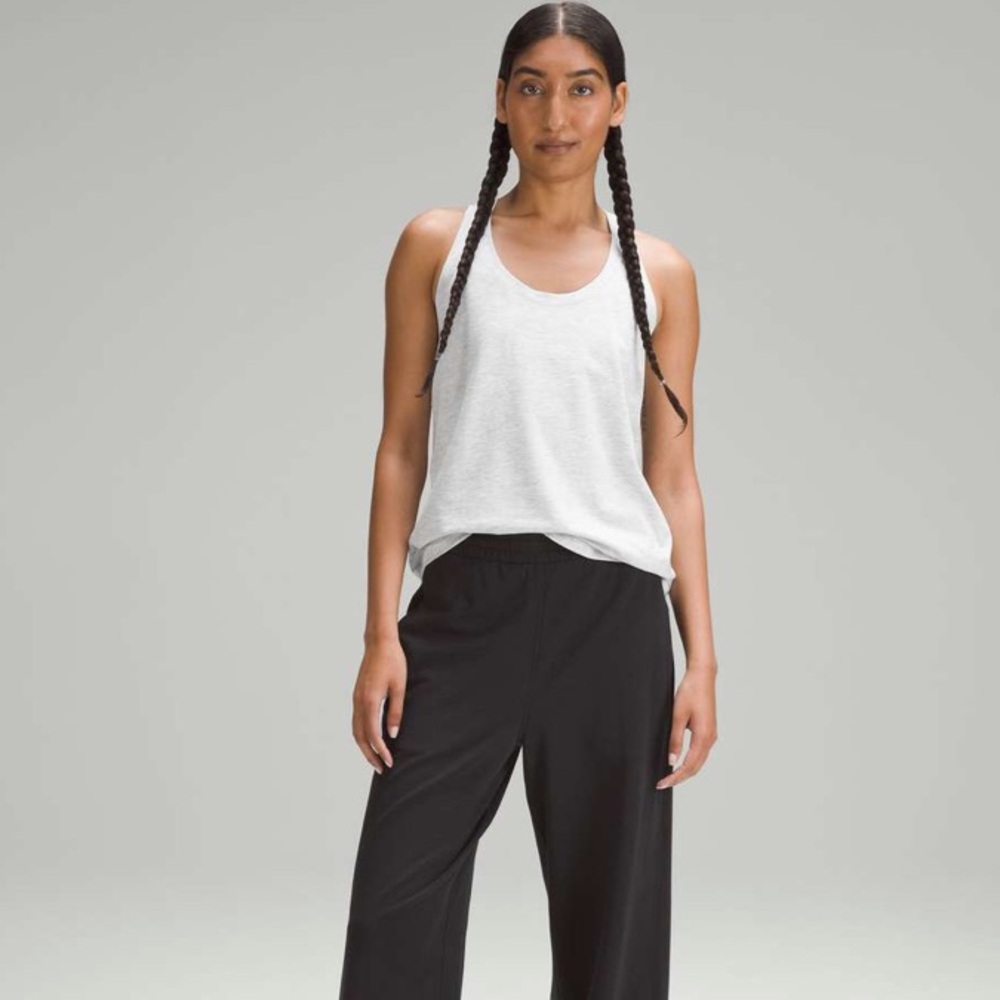 Lululemon Heathered Core Ultra Light Gray Love Tank Top Size 6 NET